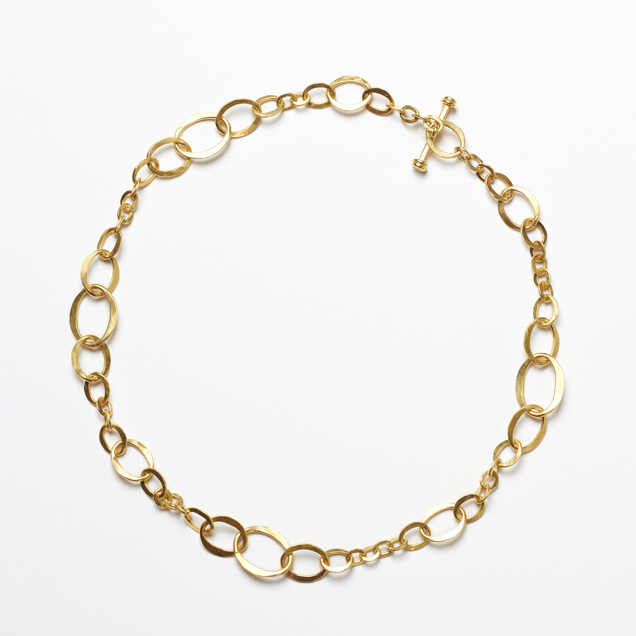 Goldösen Kette gehämmert