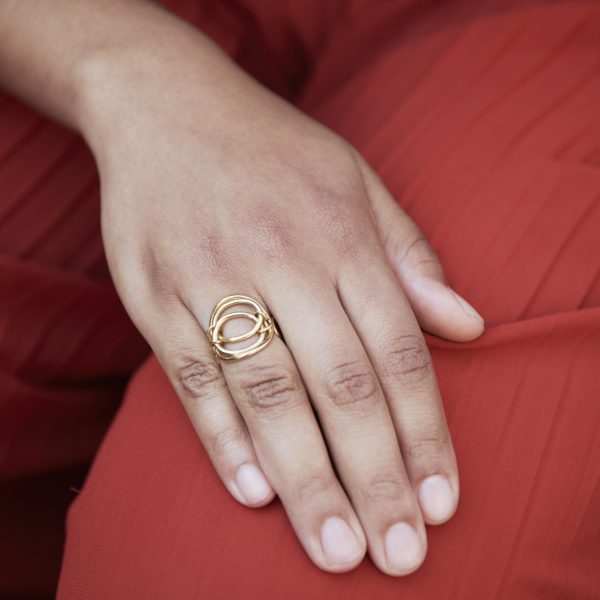Ring aus ovalen Ösen in Gelbgold – Bild 2