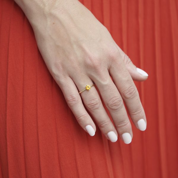 Ring in Gelbgold mit einem Citrin – Bild 2