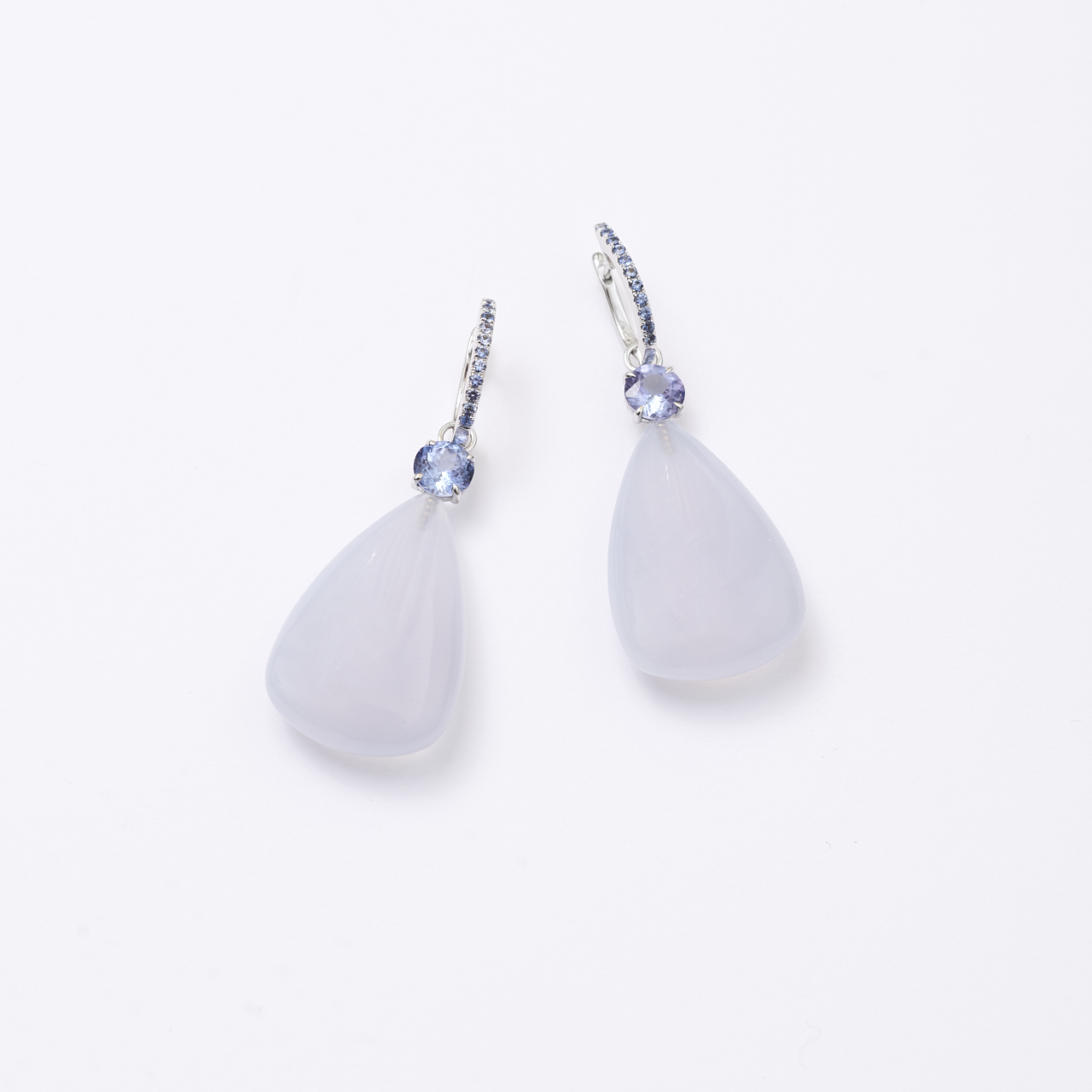 Saphir Creolen mit Chalcedon und Tansanit